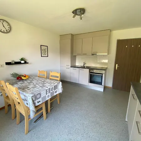 Carmena アパート *