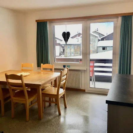 Carmena * ザース・グルント