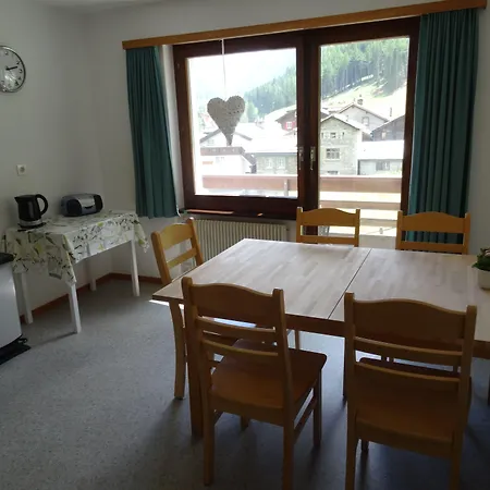 Apartamento Carmena *