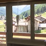 Carmena * Saas-Grund